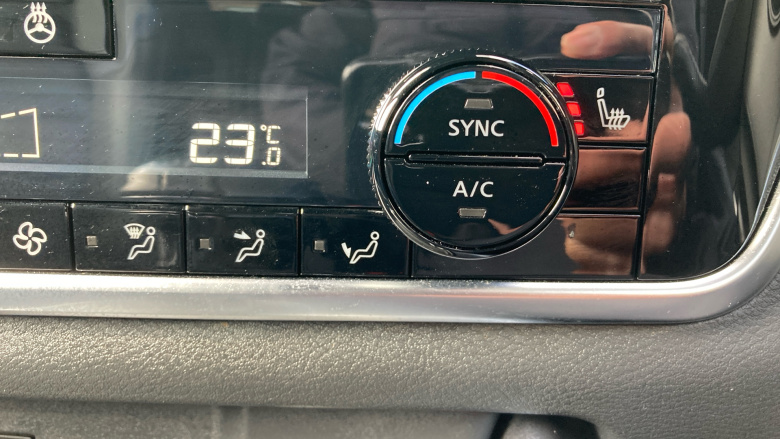 Nissan Qashqai 1.3 DiG-T MH Tekna 5dr Petrol Hatchback